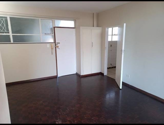 2 BEDROOM APARTMENT FOR SALE IN PIETERMARITZBURG CENTRAL